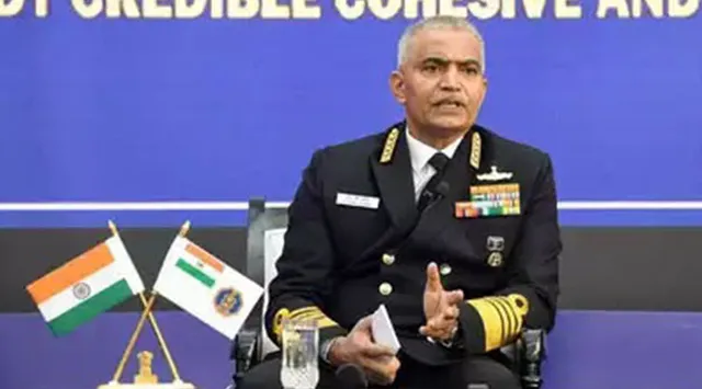 ଚୀନା ଜାହାଜ ଉପରେ ନଜର ରଖିଛୁ: ଭାରତୀୟ ନୌସେନା ମୁଖ୍ୟ