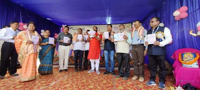 ‘ବିଦ୍ୟାର୍ଥୀ କେବଳ ସରକାରୀ ସ୍କୁଲରେ ହିଁ ପ୍ରକୃତ ଶିକ୍ଷା ପାଇଥାନ୍ତି’