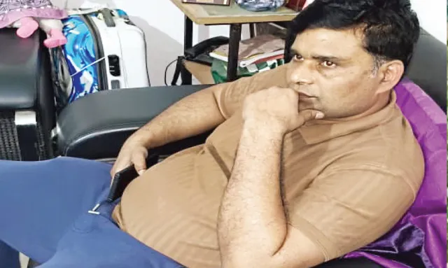 ଯୁବତୀ ଓ ବିଏମ୍‌ସି ଅଧିକାରୀଙ୍କୁ ନେଇ ହାଇଡ୍ରାମା