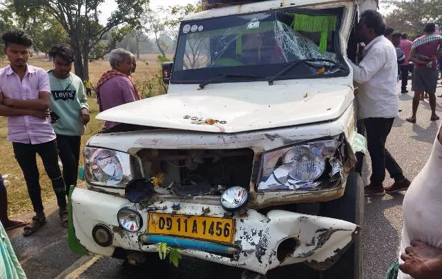 ଅଟୋ ଓ ପିକ୍ଅପ୍ ଭ୍ୟାନ୍ ମୁହାଁମୁହିଁ ଧକ୍କା: ୪ ପରିବା ବିକାଳିଙ୍କ ପ୍ରାଣହାନି, ୩ ଗୁରୁତର