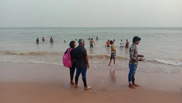 ସମୁଦ୍ରରେ ବୁଡ଼ିଗଲେ ୩ଜଣ; ଜଣେ ମୃତ! ଅନ୍ୟ ଜଣେ ଉଦ୍ଧାର, ତୃତୀୟ ବ୍ୟକ୍ତିଙ୍କ ମିଳୁନି ଖବର