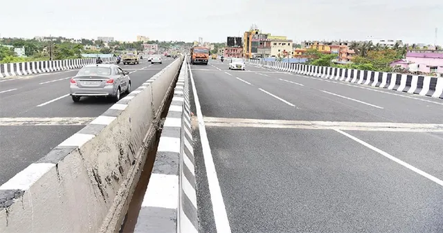 ଯାତାୟାତ ସଂପର୍କିତ ସତର୍କ ସୂଚନା ଜାରି କଲା କମିସନରେଟ୍‌ ପୁଲିସ: ବାଣୀବିହାରରୁ ରସୁଲଗଡ଼ ଯାଉଥିଲେ ଏହି ରାସ୍ତାରେ ଯାଆନ୍ତୁ