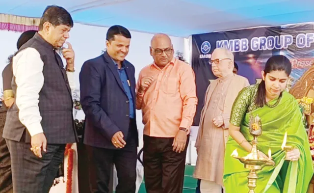 କେଏମ୍‌ବିବିରେ ବାର୍ଷିକ ଉତ୍ସବ ‘ଉମଙ୍ଗ ୨୦୨୩’, ‘ସଫଳତା ପାଇବା ପାଇଁ ନିଜକୁ ଖୁସି ରଖିବାକୁ ପଡ଼ିବ’