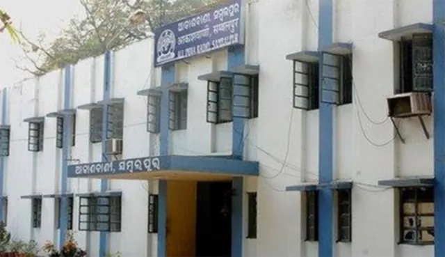 ସମ୍ବଲପୁର ଦୂରଦର୍ଶନ ପରେ ଏବେ ଆକାଶବାଣୀରେ ସଂକଟ: ୧୯ ପଦ ଖାଲିଥିବାବେଳେ ୪ରୁ ୨ ଜଣଙ୍କୁ ବଦଳି