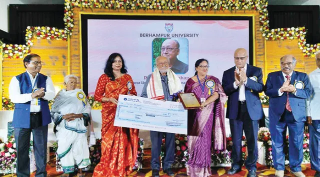 କବିତା ଲେଖିଲା ପରେ ନିଜକୁ ଚିହ୍ନିଲି: ଜୟନ୍ତ ମହାପାତ୍ର