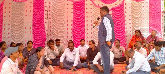 ସାଧାରଣତନ୍ତ୍ର ଦିବସରେ ଅବ୍ୟବସ୍ଥା ଓ ବ୍ଲକର ଅଚଳାବସ୍ଥା ନେଇ ବିଡିଓଙ୍କୁ ଘେରିଲେ ଜନପ୍ରତିନିଧି