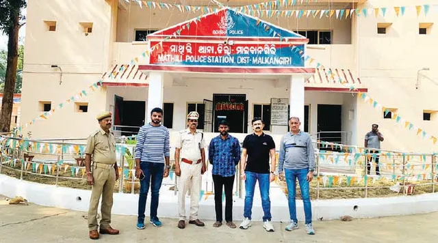 ଗୁଜରାଟର ପ୍ରଶ୍ନ, ଓଡ଼ିଶାରୁ ଉତ୍ତର; ପ୍ରଶ୍ନପତ୍ର ପ୍ରଘଟ ଘଟଣାରେ ମାଲକାନଗିରିରୁ ଶିକ୍ଷକ ଗିରଫ