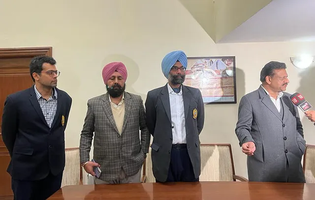 ମାନ୍‌ଙ୍କ ଚରମବାଣୀ ପରେ ଅଫିସର ଆନ୍ଦୋଳନରୁ ଓହରିଲେ