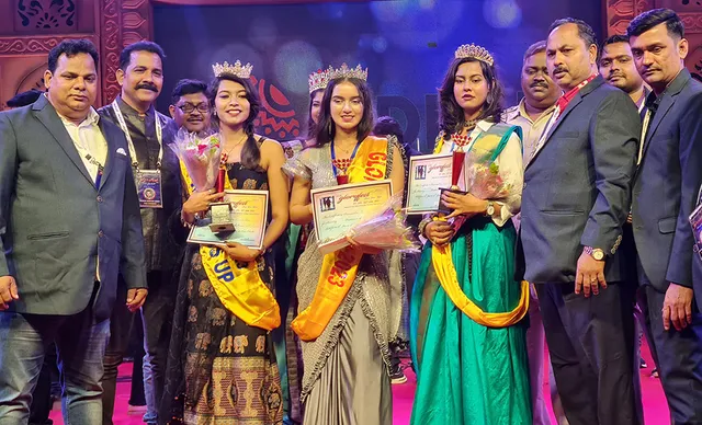 ଗ୍ଲୋରି ଫେଷ୍ଟ୍‌ରେ ପରଦା ନଇଁଲା: ପୂଜା ବିଶ୍ବାସ ୨୦୨୩ ଗ୍ଲୋରି କୁଇନ୍‌’