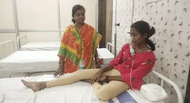 ଶ୍ରୀମନ୍ଦିର ବାହାର କାଠ ନିକଟରେ ଅଘଟଣ: ଅଣନିଃଶ୍ୱାସୀ ହୋଇ ଦୁଇ ମହିଳା ଗୁରୁତର