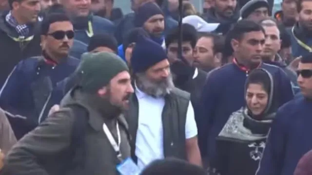 ‘ଭାରତ ଯୋଡ଼ୋ ଯାତ୍ରା’ରେ ରାହୁଲ୍‌ ଗାନ୍ଧୀଙ୍କ ସହିତ ଯୋଗ ଦେଲେ ମେହବୁବା ମୁଫ୍‌ତି ଓ ଝିଅ ଇଲ୍‌ତିଜା ମୁଫ୍‌ତି