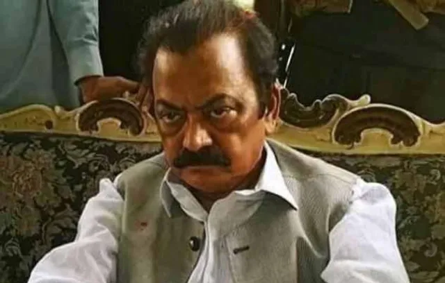 ପଞ୍ଜାବ ବିଧାନସଭା ବାହାରେ ପାକିସ୍ତାନର ଗୃହମନ୍ତ୍ରୀଙ୍କ ଉପରେ ଜୋତା ଆକ୍ରମଣ