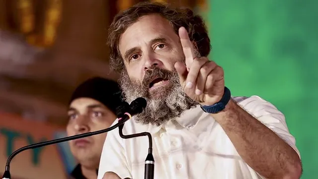 କଶ୍ମୀରରେ ଯଦି ସବୁ ଠିକ ତା’ହେଲେ କାହିଁକି ଶାହା ଲାଲ ଚୌକ୍ ପର୍ଯ୍ୟନ୍ତ ଚାଲୁନାହାଁନ୍ତି: ରାହୁଲ ଗାନ୍ଧୀ