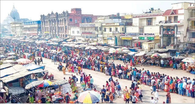 ପୁରୀ ଶ୍ରୀମନ୍ଦିର: ଭିଡ଼ ନିୟନ୍ତ୍ରଣରେ ପ୍ରଶାସନ ବିଫଳ