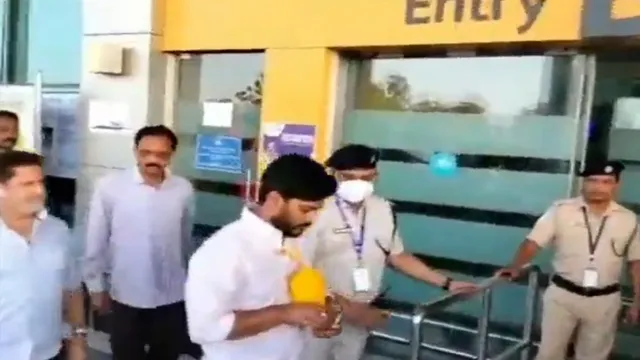 ନବଙ୍କ ଅସ୍ଥି ନେଇ ପ୍ରୟାଗରାଜ ଗଲେ ପୁଅ ବିଶାଳ