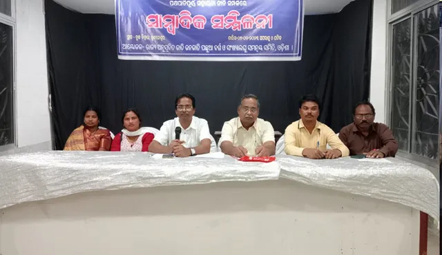 ସମଲେଶ୍ବୀର ମନ୍ଦିର ସୌନ୍ଦର୍ଯ୍ୟୀକରଣ, କ୍ଷତିପୂରଣ ପ୍ୟାକେଜରେ ପାତରଅନ୍ତର