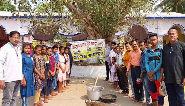 ବରୁଣେଶ୍ବର ପୀଠରେ ସଫେଇ