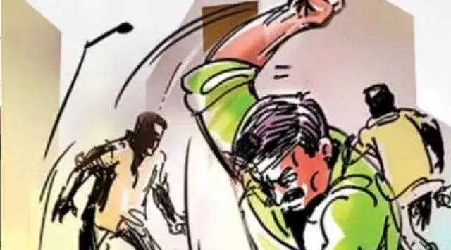 ପୋଖରୀ ଖୋଳାକୁ ବିରୋଧ କରିବାରୁ ଆକ୍ରମଣ