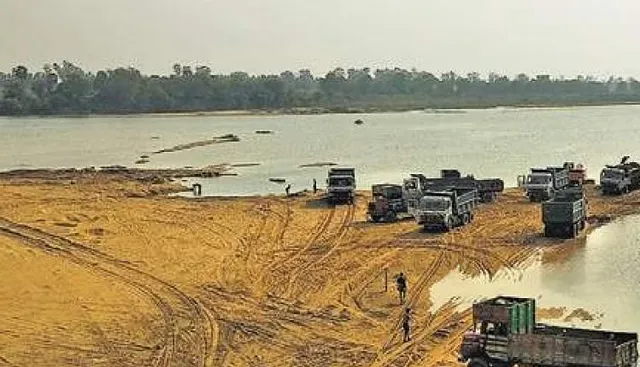 ଚୋରା ବାଲି ଚାଲାଣ ବେଳେ ୨୪ ହାଇୱା ଜବତ