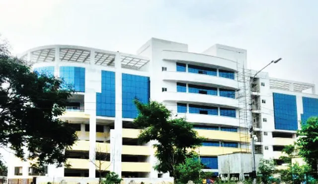 ବହୁତଳ କାର୍‌ ପାର୍କିଂରେ ଘରୋଇ ସଂସ୍ଥାର ଚୁକ୍ତି ଖିଲାପ: କାହା ସ୍ବାର୍ଥରେ ବିଏସ୍‌ସିଏଲ୍‌ ନିରବ?