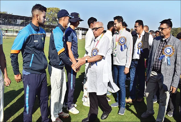 ସିକେ ନାୟୁଡୁ ଟ୍ରଫି: ମେଘାଳୟ ୨୦୧; ଓଡ଼ିଶା ୯୬/୫