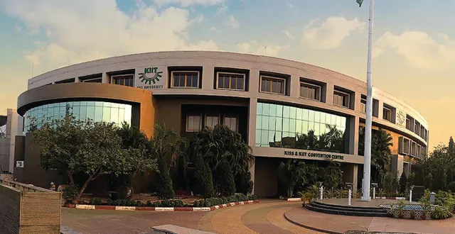 ପ୍ରଥମ ଏନ୍‍ବିଏ ମାନ୍ୟତାପ୍ରାପ୍ତ ପଲିଟେକ୍‍ନିକ ମଧ୍ୟରେ କିଟ୍‍ ପଲିଟେକ୍‍ନିକ୍‍