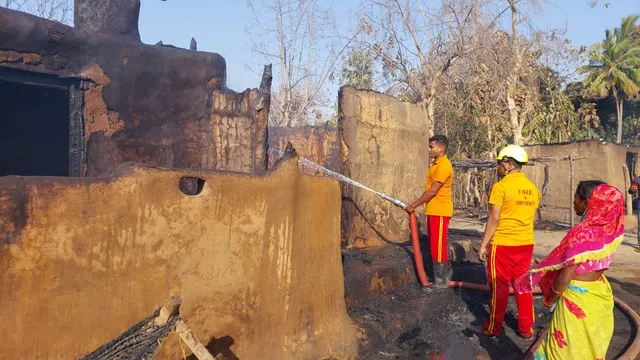 ନିଆଁରେ ଜଳିଗଲା ୩୦ ବଖରା ଘର, ଲକ୍ଷାଧିକ ଟଙ୍କାର ସମ୍ପତ୍ତି ପୋଡ଼ି ପାଉଁଶ