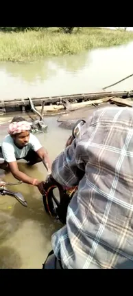 ବ୍ରାହ୍ମଣୀ ନଦୀରେ ଡଙ୍ଗା ବୁଡ଼ିଲା; ଅଳ୍ପକେ ବଞ୍ଚିଲେ ୩୦ ଯାତ୍ରୀ