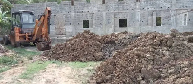 ଅଣ୍ଢେଇପଲ୍ଲୀ ପଞ୍ଚାୟତରେ ମେସିନ କରୁଛି ମନରେଗା କାର୍ଯ୍ୟ, ଜିଲ୍ଲାପାଳଙ୍କୁ ଅଭିଯୋଗ ପରେ ମଧ୍ୟ ଫଳ ଶୂନ