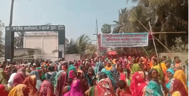 ଜାତୀୟ ରାଜପଥ ନକ୍ସା ପରିବର୍ତ୍ତନକୁ ନେଇ ଅସନ୍ତୋଷ: ସରକାରଙ୍କ ଉଦ୍ଦେଶ୍ୟରେ ତହସିଲଦାରଙ୍କୁ ଦାବିପତ୍ର