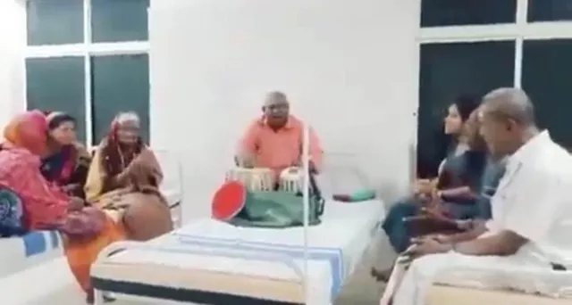 ସିଟି ହସ୍ପିଟାଲ ଭିତରେ ଭଜନକୀର୍ତ୍ତନ