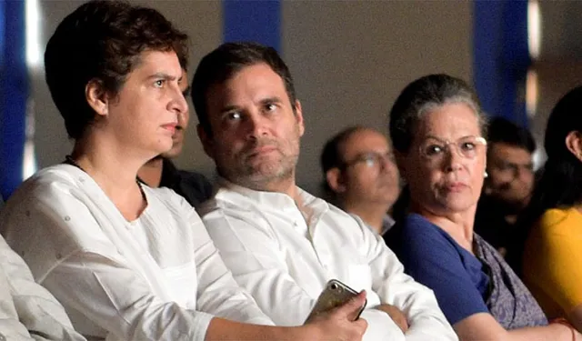 ଟିକସ ରିହାତି ତାଲିକାରୁ ଗାନ୍ଧି ପରିବାର ନାମରେ ପରିଚାଳିତ ଟ୍ରଷ୍ଟ ବାଦ୍‌