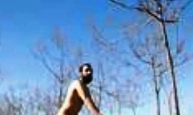 ରାସ୍ତାରେ ବିବସ୍ତ୍ର ହୋଇ ଚାଲିବା ଅଧିକାର ସପକ୍ଷରେ ରାୟ ଦେଲେ ସ୍ପେନୀୟ ଅଦାଲତ