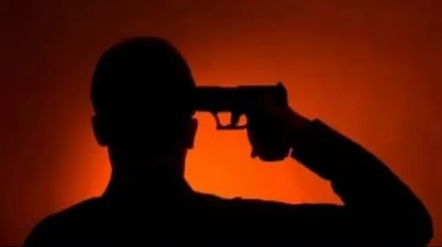 ନିଜ ସର୍ଭିସ୍‌ ବନ୍ଧୁକରୁ ଗୁଳିକରି ସିଆର୍‌ପିଏଫ୍‌ ଯବାନଙ୍କ ଆତ୍ମହତ୍ୟା