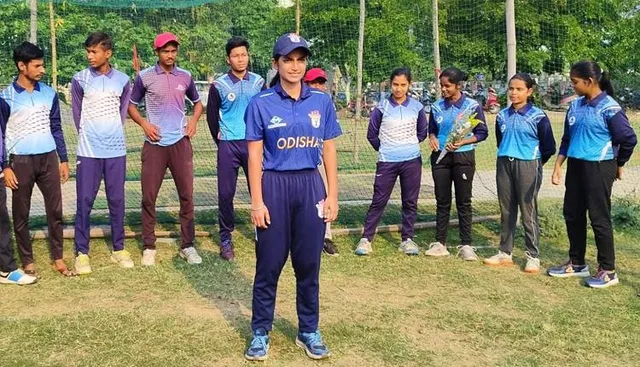 ଜାତୀୟ କ୍ରିକେଟ୍‌ ଏକାଡେମୀରେ ଦିବ୍ୟା