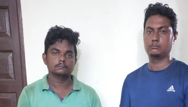 ଅଷ୍ଟ୍ରେଲିଆରୁ ଆସୁଥିବା ମୂଲ୍ୟବାନ କୋଇଲା ଢାବାରେ ବିକ୍ରି, ୨ ଗିରଫ