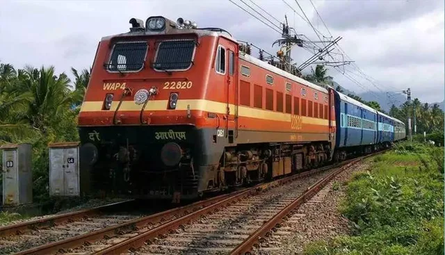 ବେଲପାହାଡ଼ରେ ଟ୍ରେନ୍‌ ରହଣି ଦାବିରେ ୨୩ରେ ରେଳରୋକ