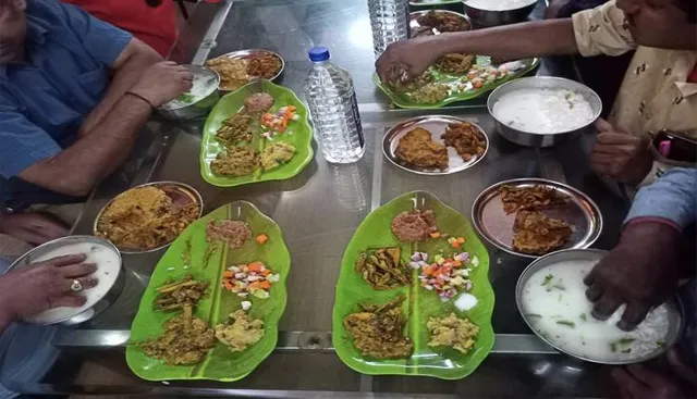 ଆଜି ପଖାଳ ଦିବସ: ମହକିବ ଓଡ଼ିଆ ପଖାଳ କଂସାର ବାସ୍ନା