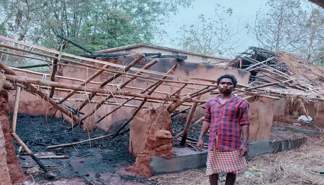 ଦୁଇ ଘର ଜଳିଗଲା, ନଗଦ ୫୦ ହଜାର ଟଙ୍କା ପାଉଁଶ