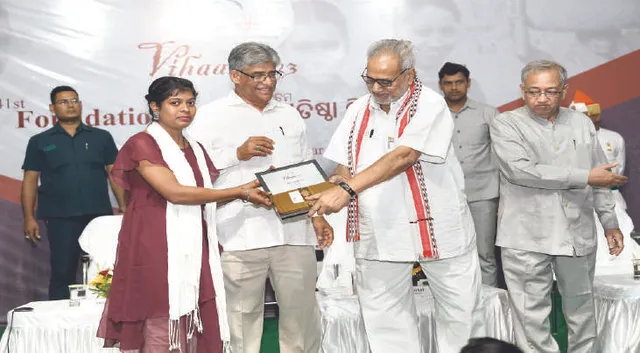 ଯୁବବର୍ଗ ପରିବର୍ତ୍ତନର ସୂତ୍ରଧର: ରାଜ୍ୟପାଳ