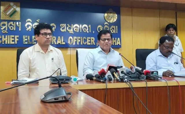 ଝାରସୁଗୁଡା ଉପନିର୍ବାଚନ: ମେ’ ୧୦ରେ ଭୋଟ୍‌ ଗ୍ରହଣ, ଜିଲ୍ଲାରେ ଆଜିଠାରୁ ଲାଗୁ ହେଲା ଆଦର୍ଶ ଆଚରଣ ବିଧି