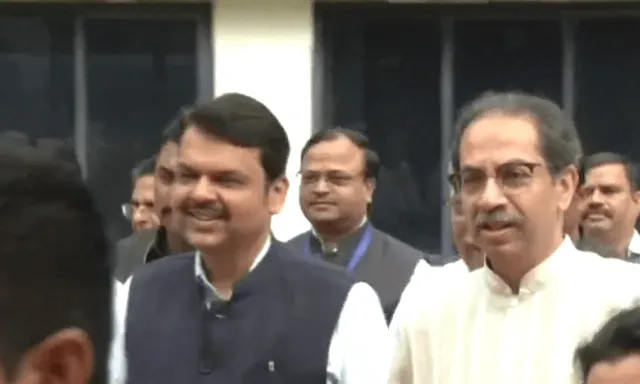 ଏକାଠି ଦେଖାଗଲେ ଉଦ୍ଧବ ଠାକରେ-ଦେବେନ୍ଦ୍ର ଫଡନାଭିସ୍ : ନୂଆ ସମୀକରଣର ସଂକେତ କି ?