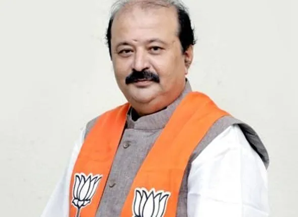 ରାହୁଲଙ୍କ ବିରୋଧରେ ମାନହାନୀ ମକଦ୍ଦମା କରିଥିବା ପୂର୍ଣ୍ଣେଶ ମୋଦୀ କିଏ ?