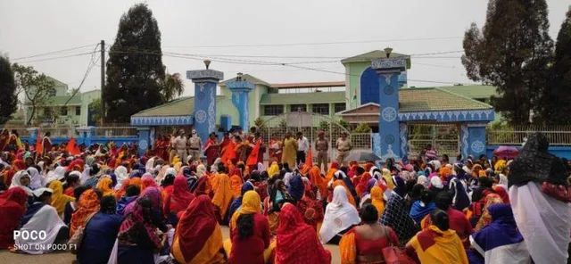 ଅଙ୍ଗନବାଡ଼ି ସଂଘ ଖୋର୍ଦ୍ଧା ଜିଲ୍ଲା ଶାଖା ପକ୍ଷରୁ ବିକ୍ଷୋଭ