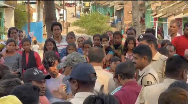 ହୋଲିରେ ଠାକୁରଙ୍କ ଶୋଭାଯାତ୍ରା ସମୟରେ ଅଣ୍ଡାମାଡ; ଉତ୍ତେଜନା ଓ ରାସ୍ତାରୋକ