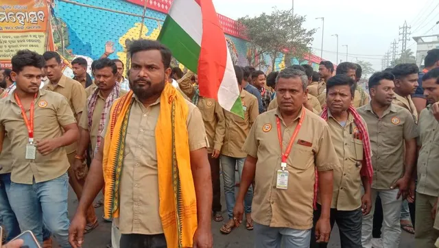 ବନ୍ତ ଛକରେ ଭଦ୍ରକ ଡ୍ରାଇଭର ସଂଘର ଆନ୍ଦୋଳନ