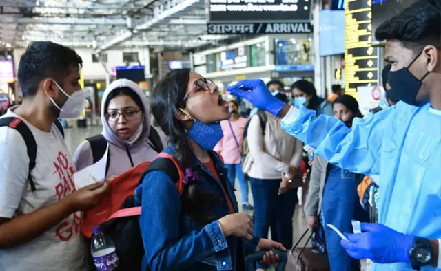 ଆଜି ଦେଶରେ କୋଭିଡ୍‌-୧୯ ସଂକ୍ରମଣ ସଂଖ୍ୟା ୪୪୦: ସକ୍ରିୟ ଆକ୍ରାନ୍ତଙ୍କ ସଂଖ୍ୟା ୩,୨୯୪