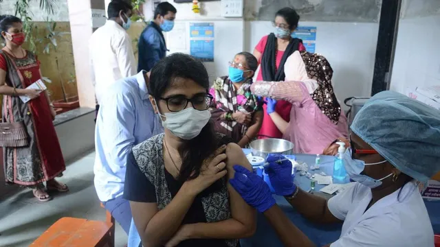 ୧୧୩ ଦିନ ପରେ ଆଜି ଦେଶରେ ଦୈନିକ କୋଭିଡ୍‌-୧୯ ସଂକ୍ରମଣ ସଂଖ୍ୟା ୫୨୪