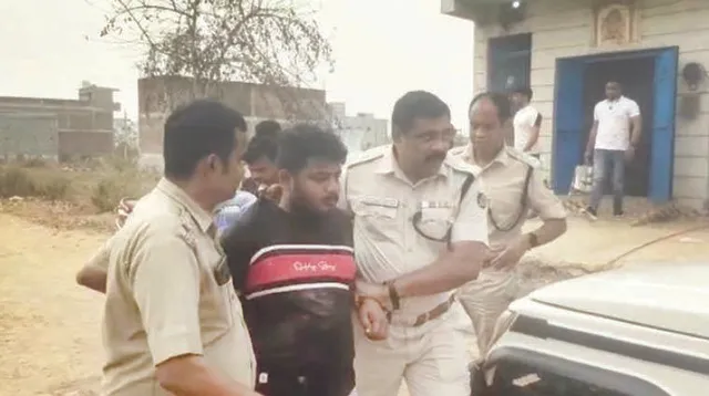 ପୁଲିସକୁ ଅପରାଧୀଙ୍କ ବୋମାମାଡ଼, ୨ ମହିଳାଙ୍କ ସମେତ ୫ ଗିରଫ