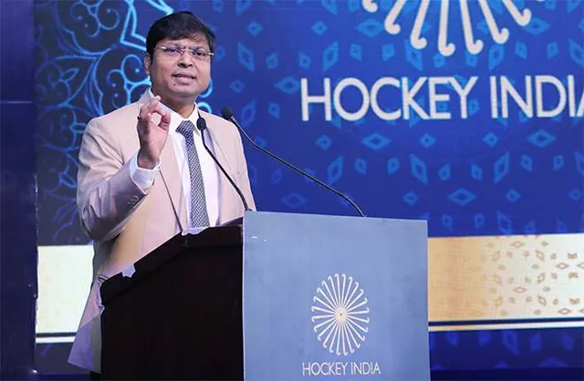 ହକି ଇଣ୍ଡିଆ ବାଣ୍ଟିବ ୧୧ ହଜାର ଷ୍ଟିକ୍‌, ୩୩୦୦ ବଲ୍‌